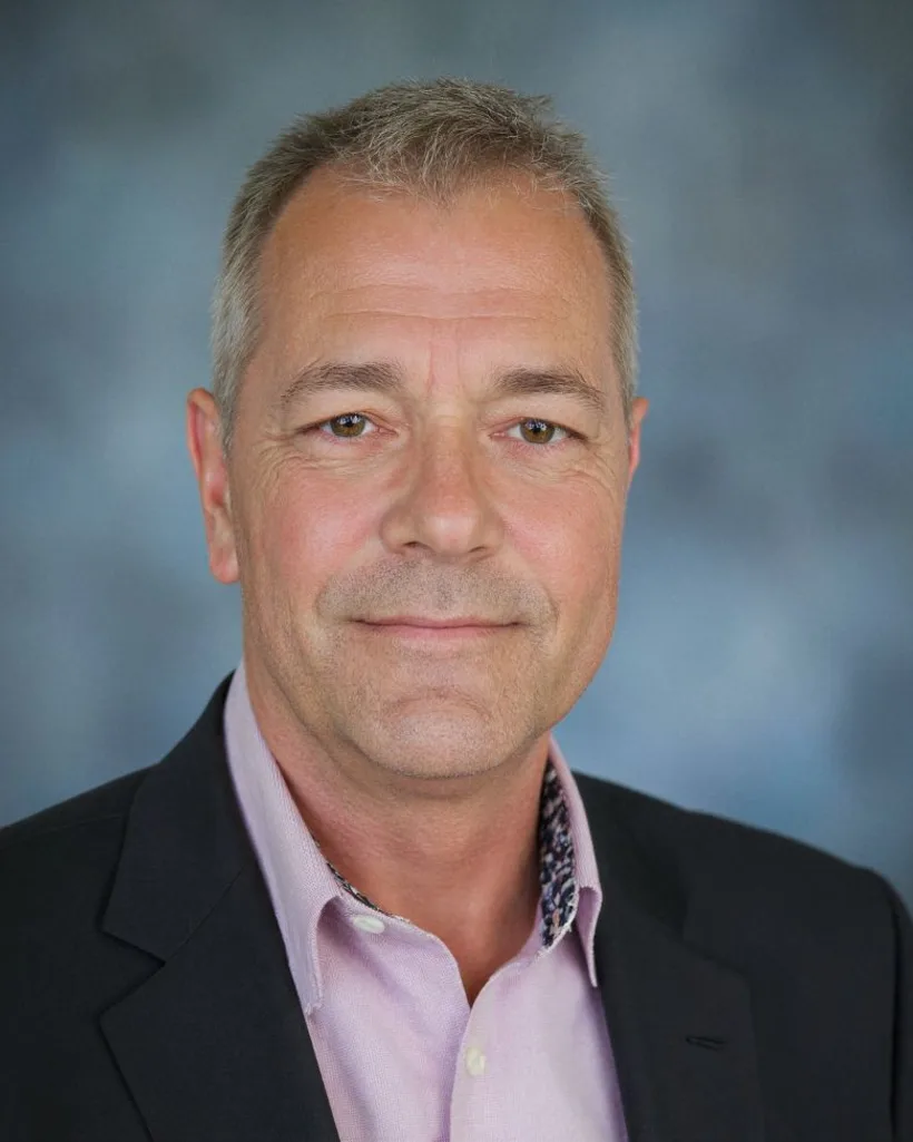 Professional AI headshot of a man, made by Headshots from his own selfies